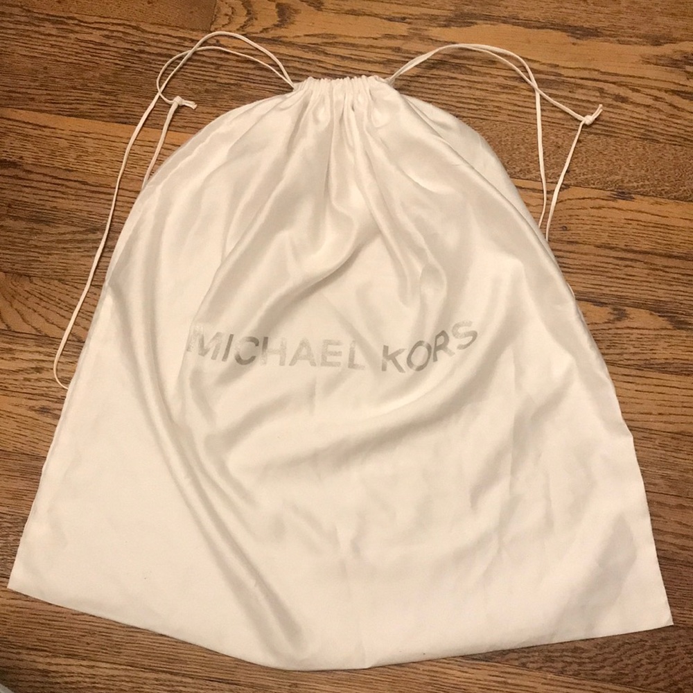 Michael Kors bag 😎